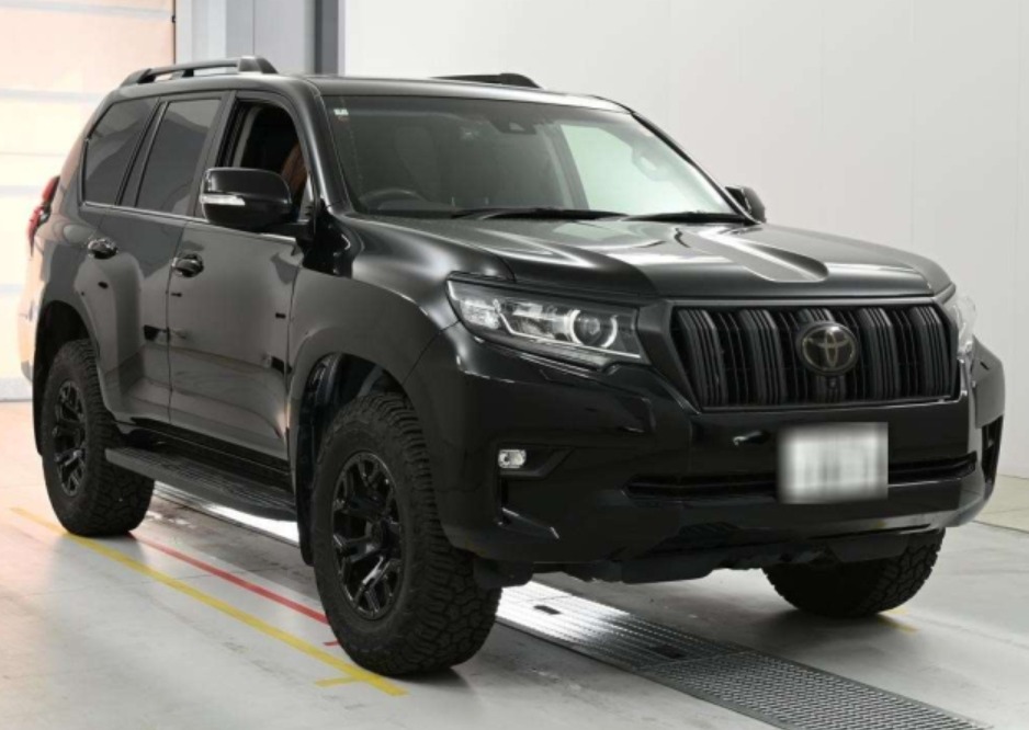 2022 Land Cruiser Prado GDJI 150W — photo 6