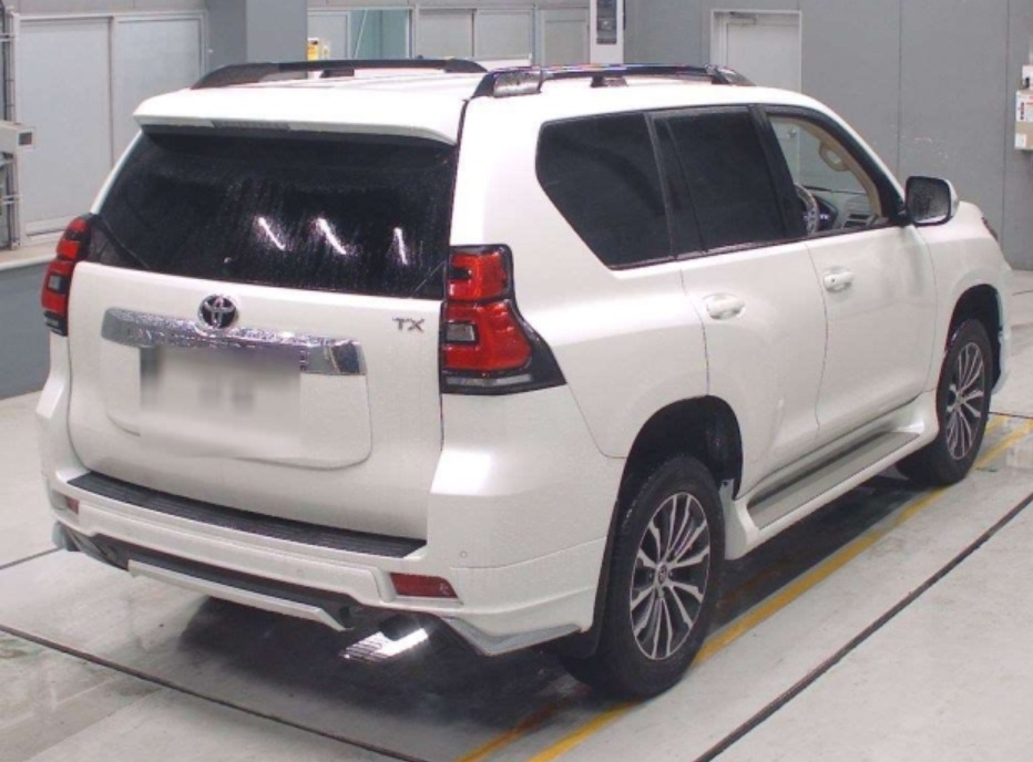 2021 Land  Cruiser Prado TRJ1501 — photo 2