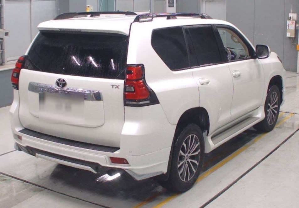 2021 Land  Cruiser Prado TRJ1501 — photo 16
