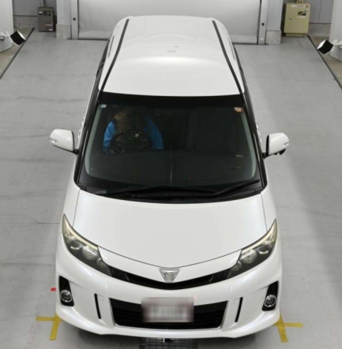 2013 Toyota Estima Estima — photo 8