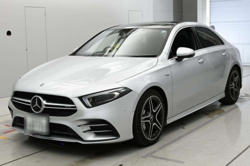 2021 MERCEDES BENZ — photo 2