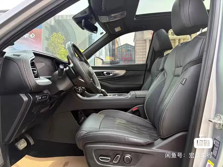 2022 Trumpchi GS8-2.0T-E-CVT — photo 4